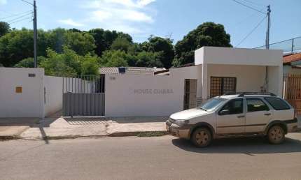 Casa com dois terrenos juntos no bairro da manga na cidade de Várzea Grande MT
