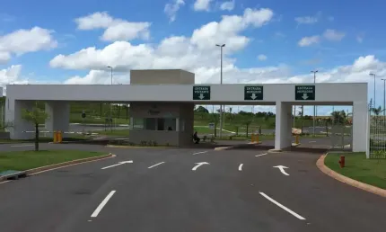 Vendo terreno no condomínio florais da mata em várzea grande
