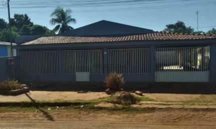 Casa com 3 quartos à venda na Rua  Elizeu  Correia, 58, Centro, Santo Antônio do Leverger