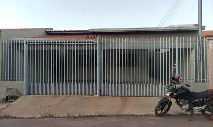 Casa no bairro recanto dos pássaros na cidade de Cuiabá MT próximo da Av. Viola