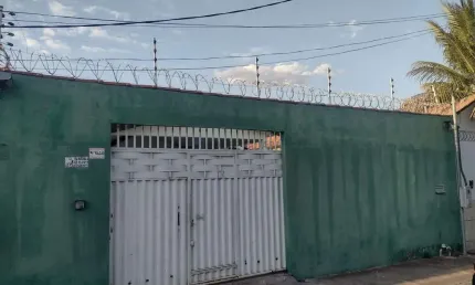 Casa no Residencial Claúdio Marchetti a 200 M da Louvada