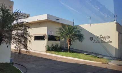 Vende-se Apartamento no Condomínio Villaggio Ilda Rissato