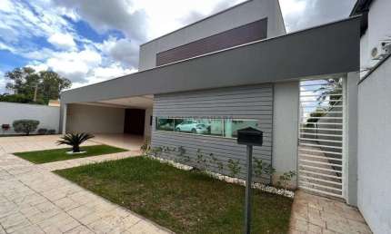 Casa em condomínio fechado com 3 quartos para alugar na Avenida Miguel Sutil, 23, Jardim Leblon, Cuiabá