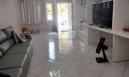Casa em condomínio fechado com 3 quartos à venda na Rua Osvaldo da Silva Correa, Despraiado, Cuiabá