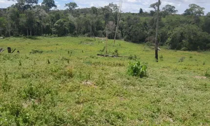 sítio de 18 hectares (7,5 alqueires) na região da cidade de Comodoro MT