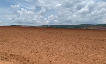 fazenda de 438 alqueires no município de Caldas Novas