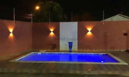 Vende-se Casa de Esquina no Residencial Santa Terezinha