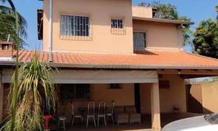 Casa com 3 quartos à venda na Avenida das Palmeiras, sn, Jardim das Palmeiras, Cuiabá