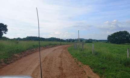 fazenda de 2.040 alqueires (4.936,8 Hectares) na região da cidade de Juara MT