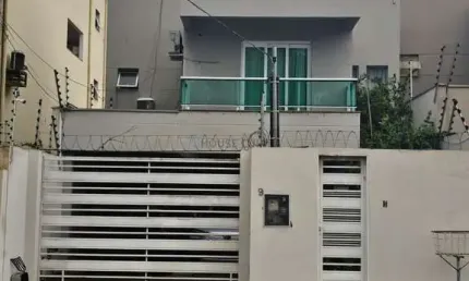 Vende Sobrado com 3 quartos - Mobiliada - Village Flamboyant