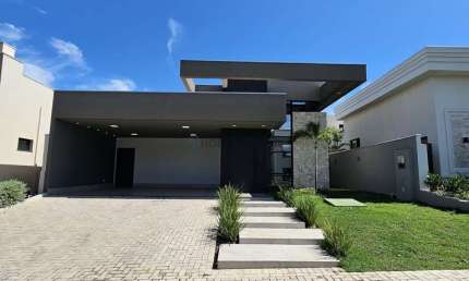 Casa em condomínio fechado com 3 quartos à venda na Avenida dos Florais, 33, Ribeirão do Lipa, Cuiabá