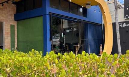 Oportunidade! Restaurante Mobiliado à Venda no Bairro Quilombo