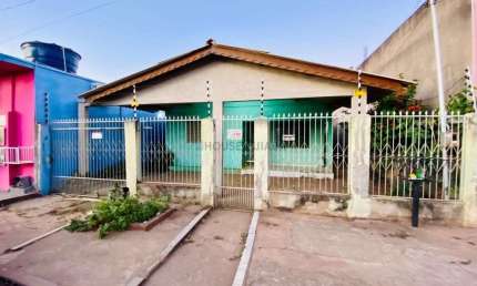 Casa com 3 quartos à venda na Rua 29, 09, Três Barras, Cuiabá