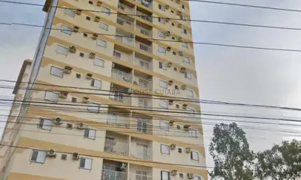 Vendo Apartamento 3 Quartos (1 Suíte) na Av. Fernando Corrêa, em frente ao Colég