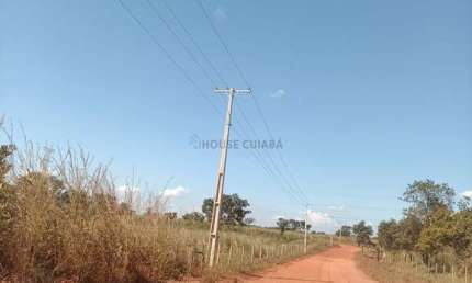 Chácara 4 hectares próxima do trevo do lagarto na cidade de Várzea Grande, MT.