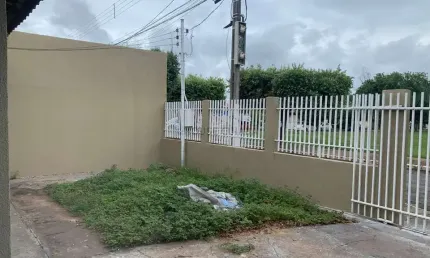 VENDO!!! OU ALUGO Uma casa quitada no residencial condomínio Coxipones na região