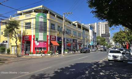 Predio comercial no centro de Cuiabá (na praça Choppão)
