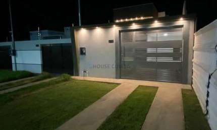 Casa na região do cento sul na cidade de Várzea Grande MT.