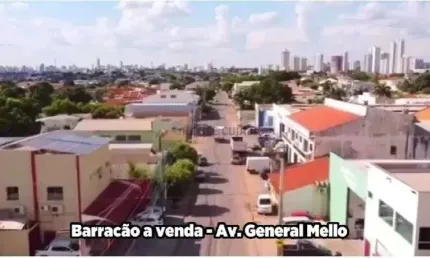 Barracão de 600 M², com área construída de 550 M², na Av. General Mello na cidad