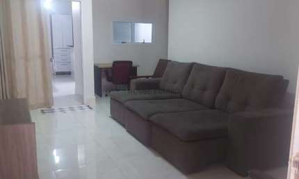 Aluga/ vende Casa Mobiliada - 3 /4 - 2 vagas de garagem - Cond. Fechado