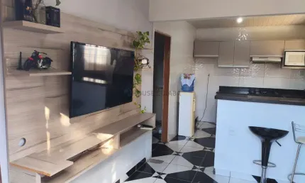 Casa semi mobiliada com 2 quartos e garagem – pronta para morar!
