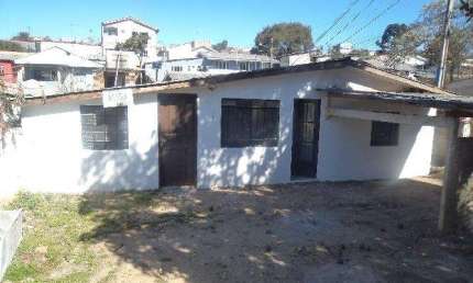 Casa com 2 quartos para alugar na Rua Inglaterra, Campina do Arruda, Almirante Tamandaré