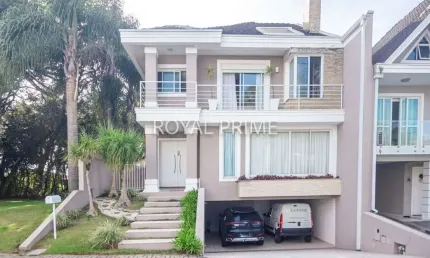 Sobrado em Condomínio, Mobiliado com Quintal e 4 dormitórios, 270 m² - Para Venda e Locação - Orleans - Curitiba/PR