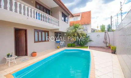 Sobrado Triplex em Condomínio com Quintal e Piscina e 3 dormitórios à venda, 228 m² por R$ 970.000 - Santa Felicidade - Curitiba/PR