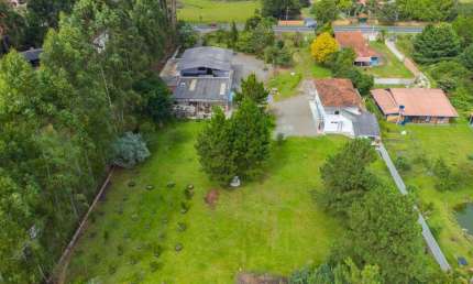 Sobrado com 6 dormitórios à venda, 520 m² por R$ 1.800.000,00 - Granja das Acácias - Quatro Barras/PR