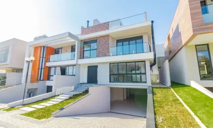 Casa Nova e Moderna em Condomínio com 4 quartos à venda, 418 m² - Campo Comprido - Curitiba/PR