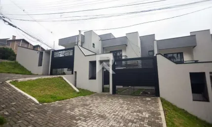 Novo Sobrado Moderno com 3 Quartos, 106m², Venda - Santo Inácio - Curitiba/PR