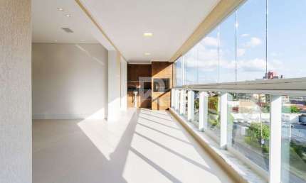 Apartamento Reformado com Sacada Gourmet, 4 quartos, 159 m² - Edifício Quartier - Curitiba/PR
