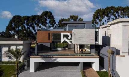 Casa de Luxo Mobiliada em Condomínio, 4 suítes, Piscina, Jardim, 841m2 - p/ locação no Vista Alegre