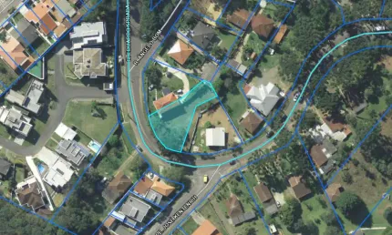 Terreno à Venda, 721 m², 30m de Frente – Campo Comprido – Curitiba/PR