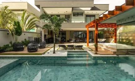 Casa com 6 suítes 4 vagas a venda na Riviera de São Lourenço
