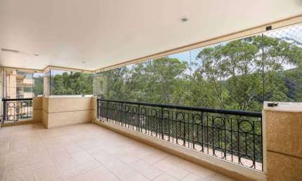 Apartamento com 3 suítes 4 vagas a venda no Real Parque