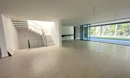 Casa com 4 suítes 6 vagas a venda na Chácara Santo Antônio