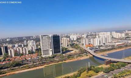 Apartamento com 4 suítes 5 vagas a venda no Panamby