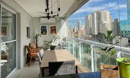 Apartamento com 3 dormitórios 2 vagas a venda na Aclimação