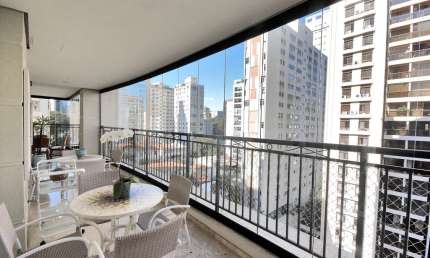 Apartamento com 4 suítes 6 vagas a venda no Jardins