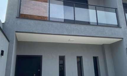 Casa com 3 suítes 2 vagas a venda na Chácara Santo Antônio