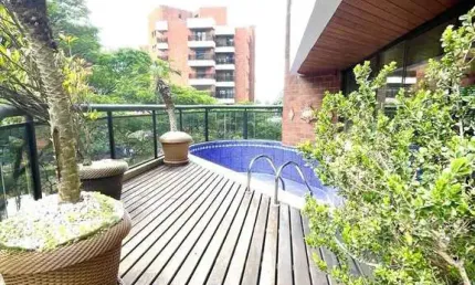 Apartamento com 4 suítes 4 vagas a venda no Jardim Vitória Régia