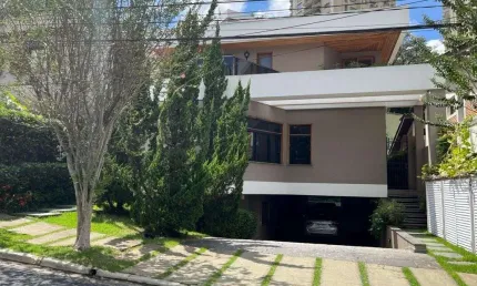 Casa de condomínio com 4 suítes 2 vagas a venda no Panamby