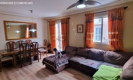 Casa em Condomínio com 3 dormitórios 3 vagas a venda no Jardim Umarizal