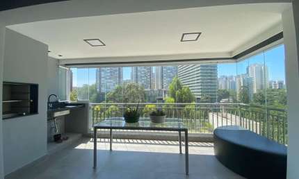 Apartamento com 2 suítes 2 vagas a venda no Morumbi