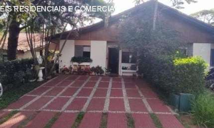 Casa com 3 dormitórios 2 vagas a venda no Morumbi Sul