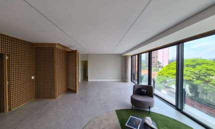 Apartamento com 3 suítes 3 vagas a venda na Vila Nova Conceição