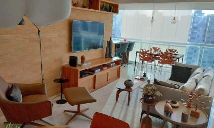 Apartamento com 3 dormitórios 2 vagas a venda na Aclimação