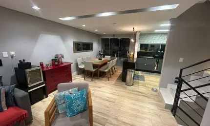 Casa em condomínio com 4 suítes 3 vagas a venda na Vila Andrade