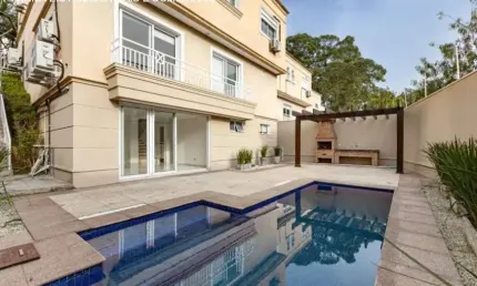 Casa em condomínio com 4 suítes 4 vagas a venda no Morumbi